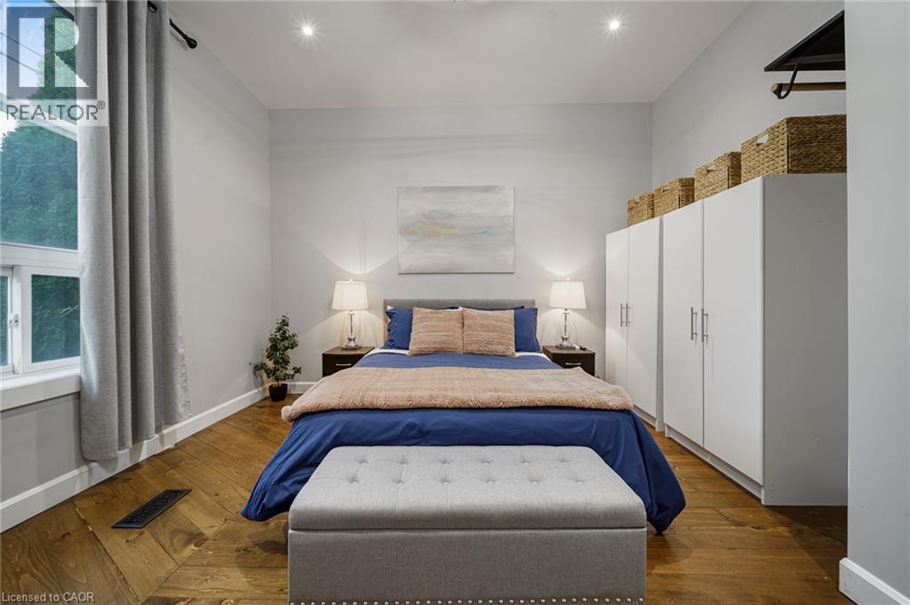 28 Cambridge Street Property Photo 32