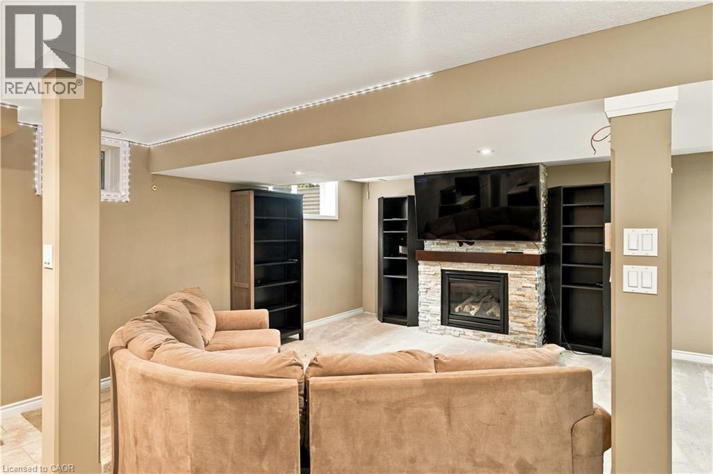 697 Rhine Fall Drive Property Photo 11