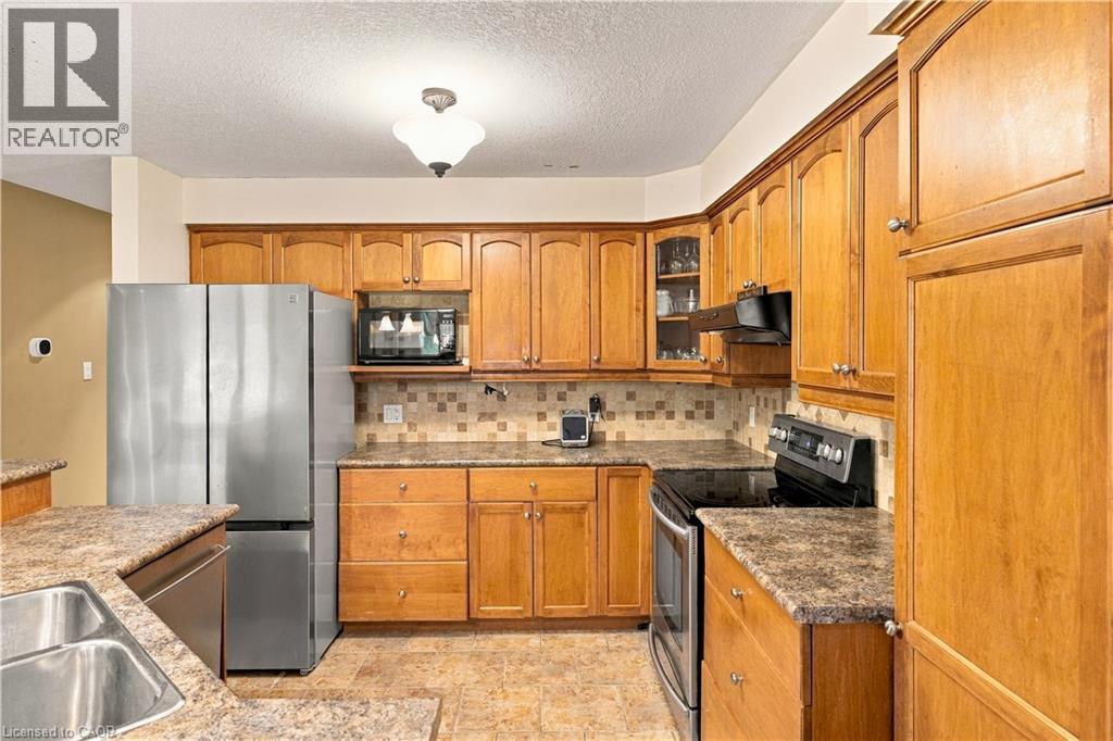 697 Rhine Fall Drive Property Photo 21
