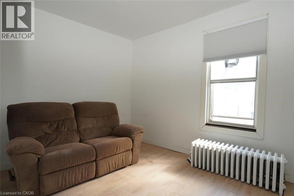 13 Albert Street Property Photo 3