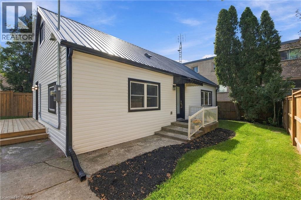 116 Dufferin Street Property Photo 1