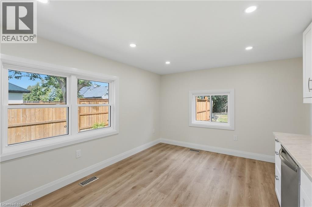 116 Dufferin Street Property Photo 20