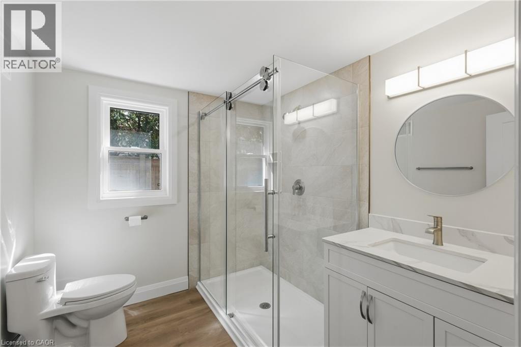 116 Dufferin Street Property Photo 28