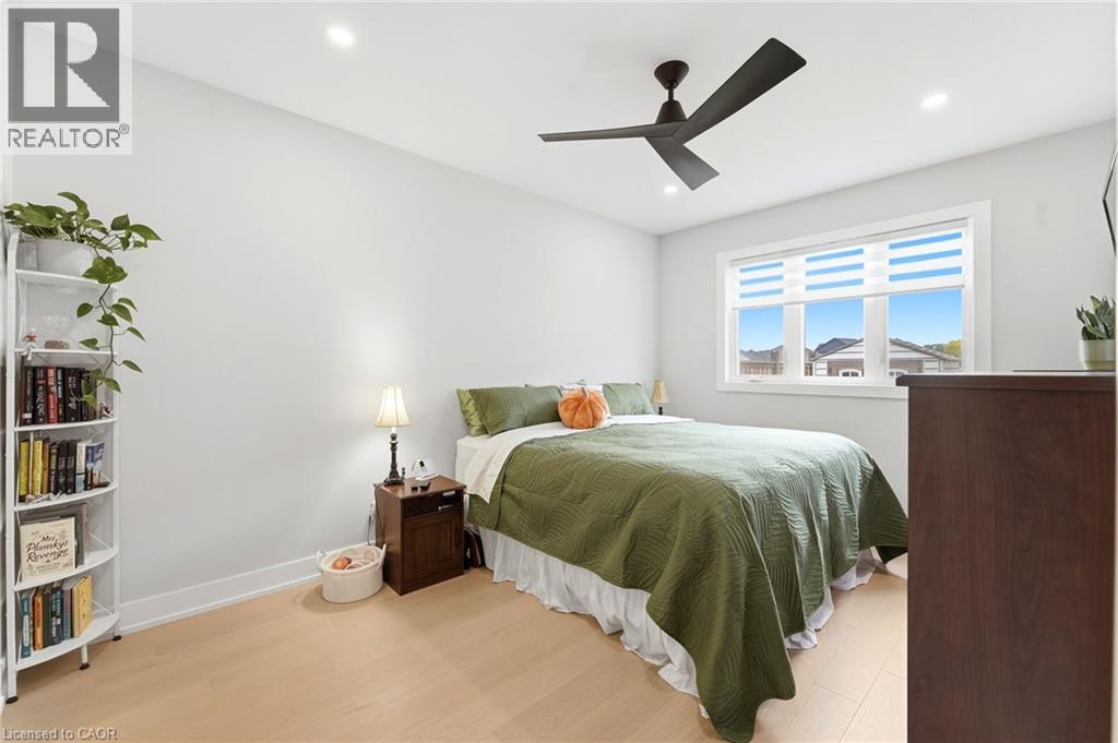 226 Lafayette Street E Property Photo 13