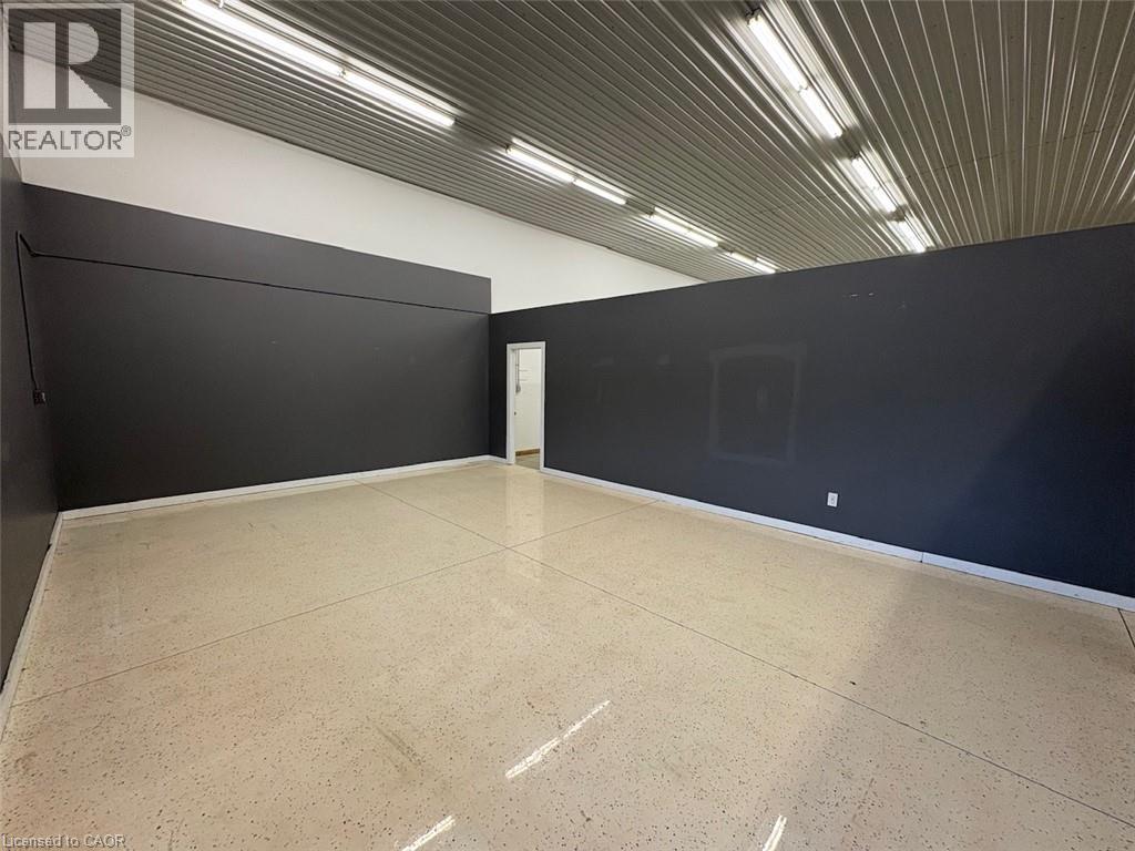 46 Luscombe Drive Unit# 1 Property Photo 6