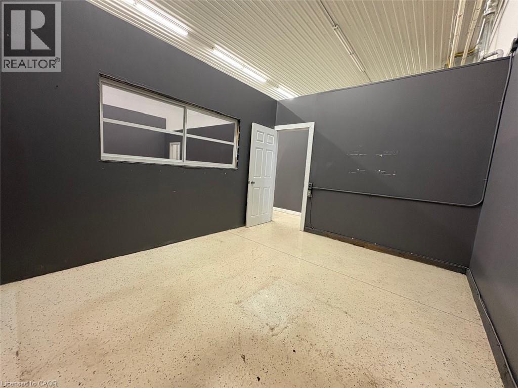 46 Luscombe Drive Unit# 1 Property Photo 9