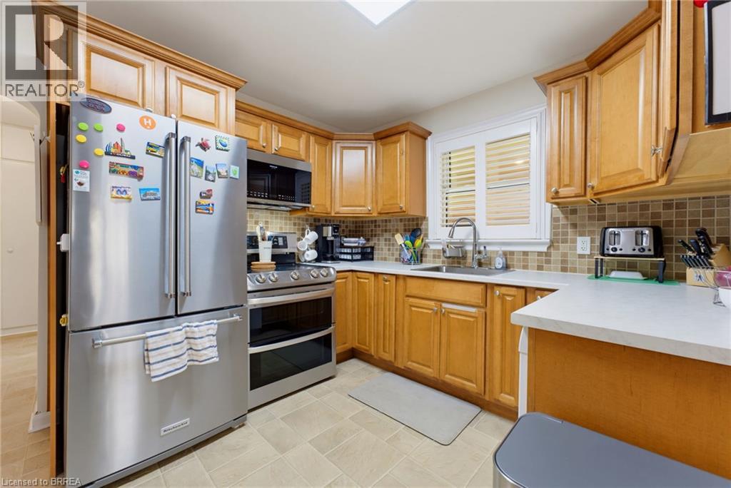 49 Morton Avenue Property Photo 7