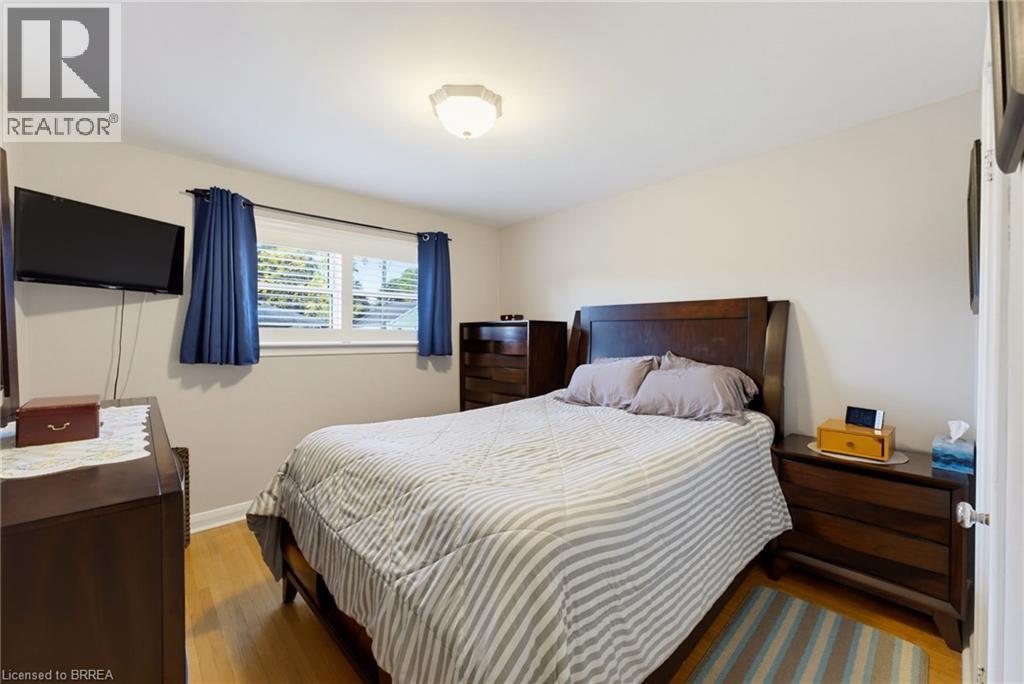 49 Morton Avenue Property Photo 9