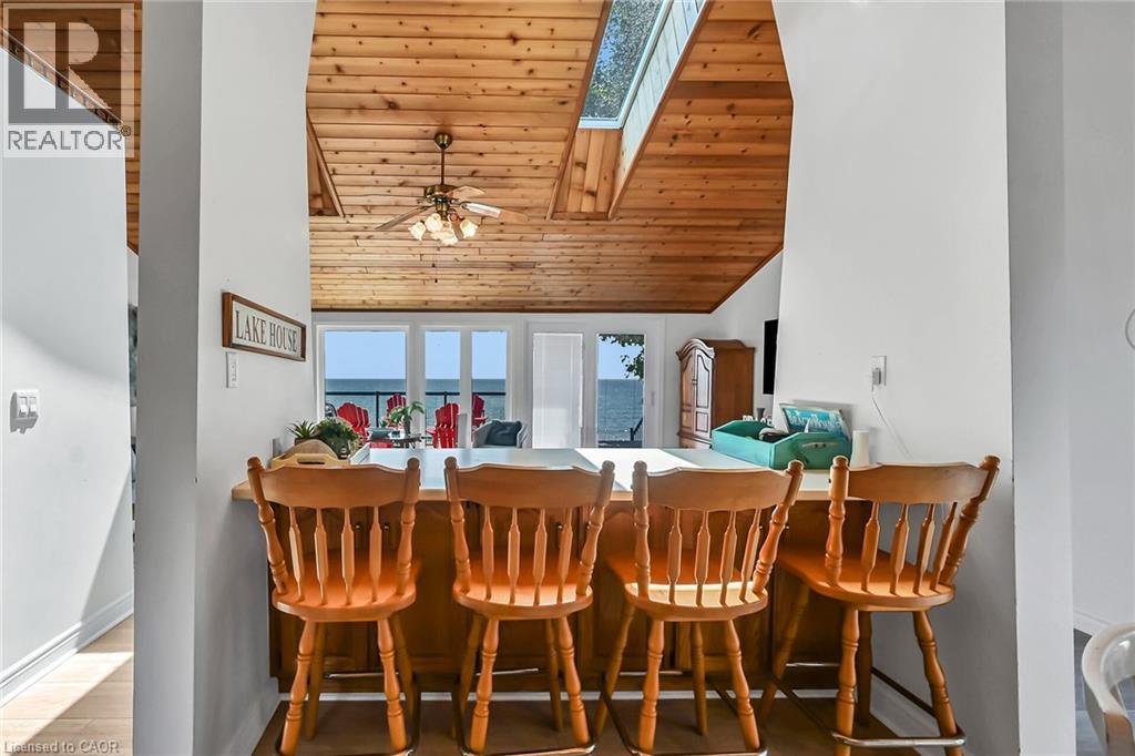 61 Horseshoe Bay Road Property Photo 13