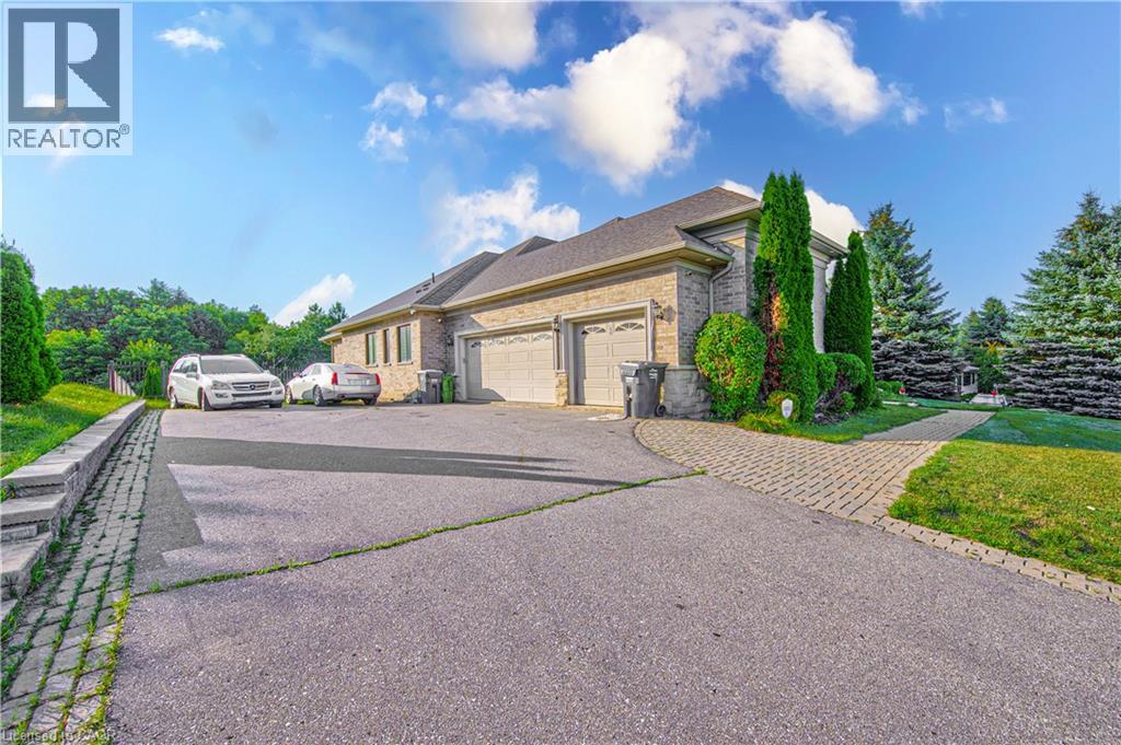 330 Macdonald Street Property Photo 5