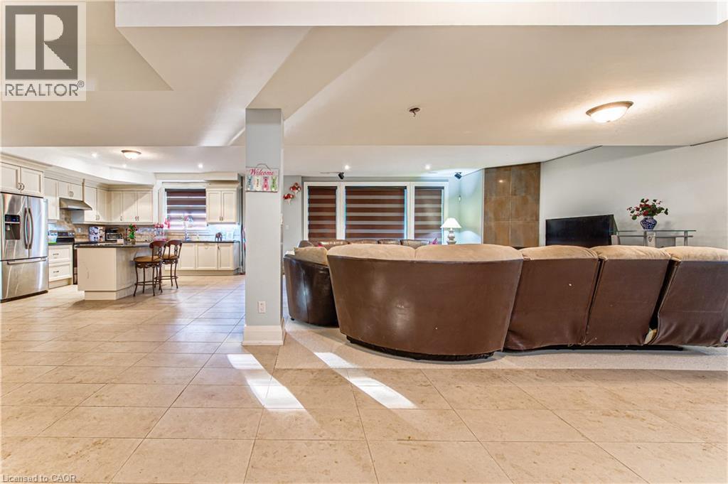 330 Macdonald Street Property Photo 19
