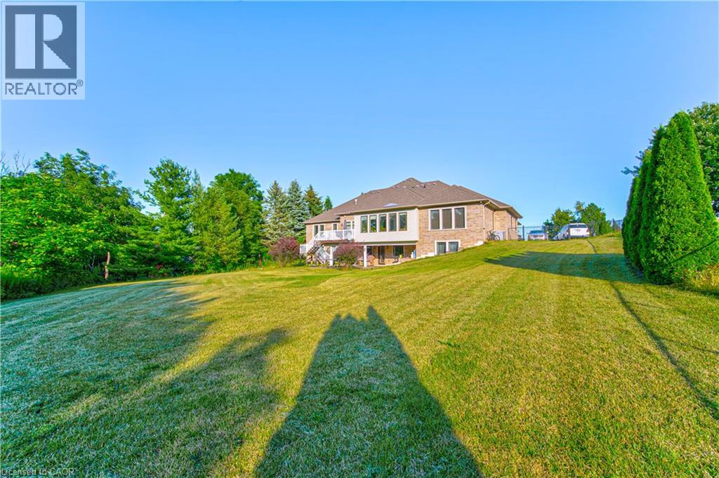 330 Macdonald Street Property Photo 26