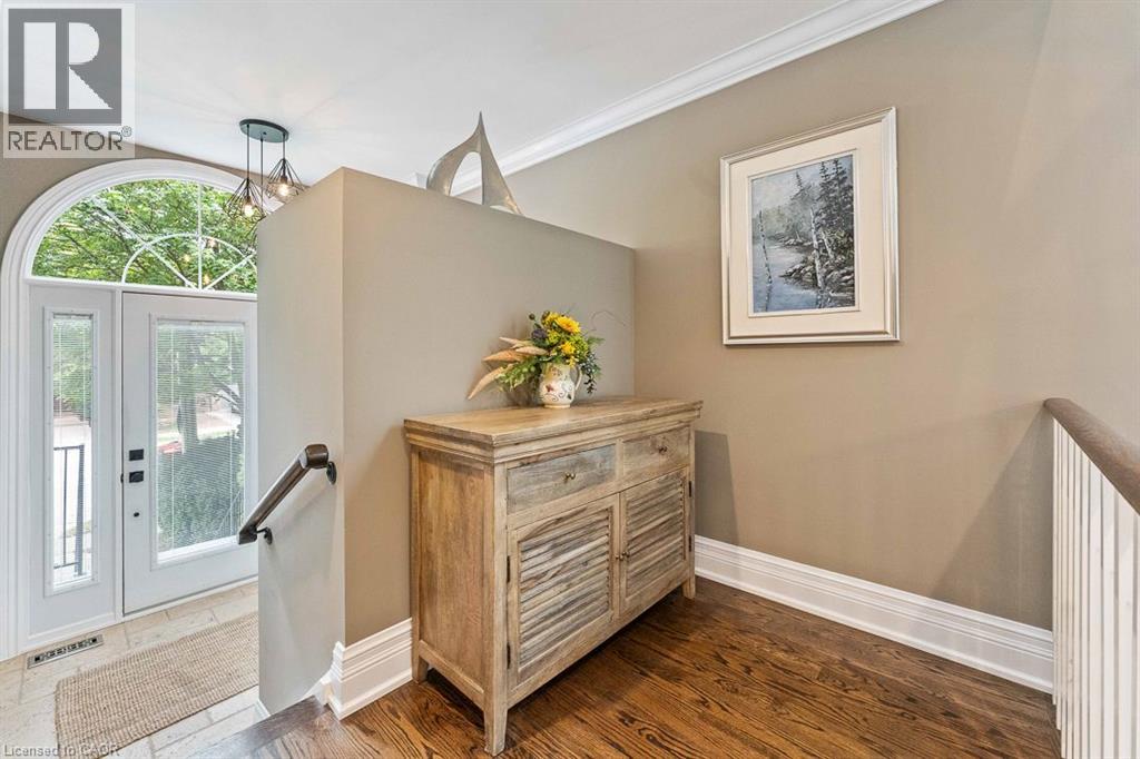 2331 Marine Drive Property Photo 3