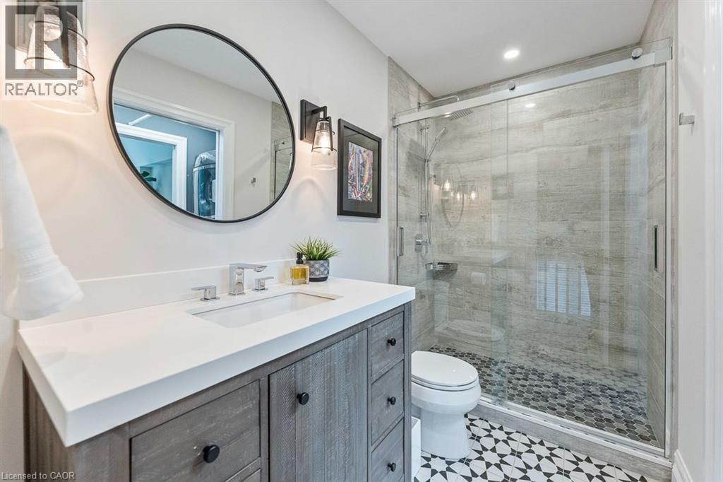 2331 Marine Drive Property Photo 18