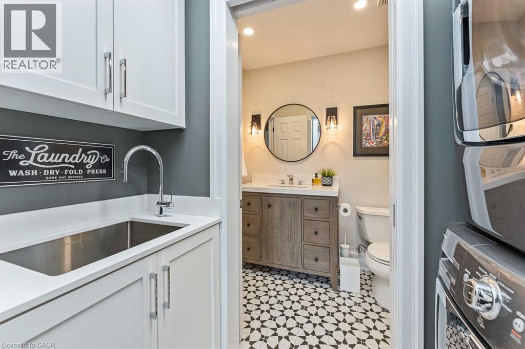 2331 Marine Drive Property Photo 19