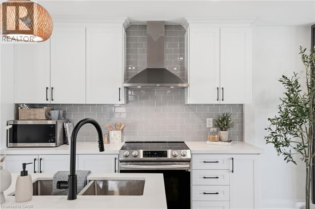 117 West 5th Street Property Photo 6