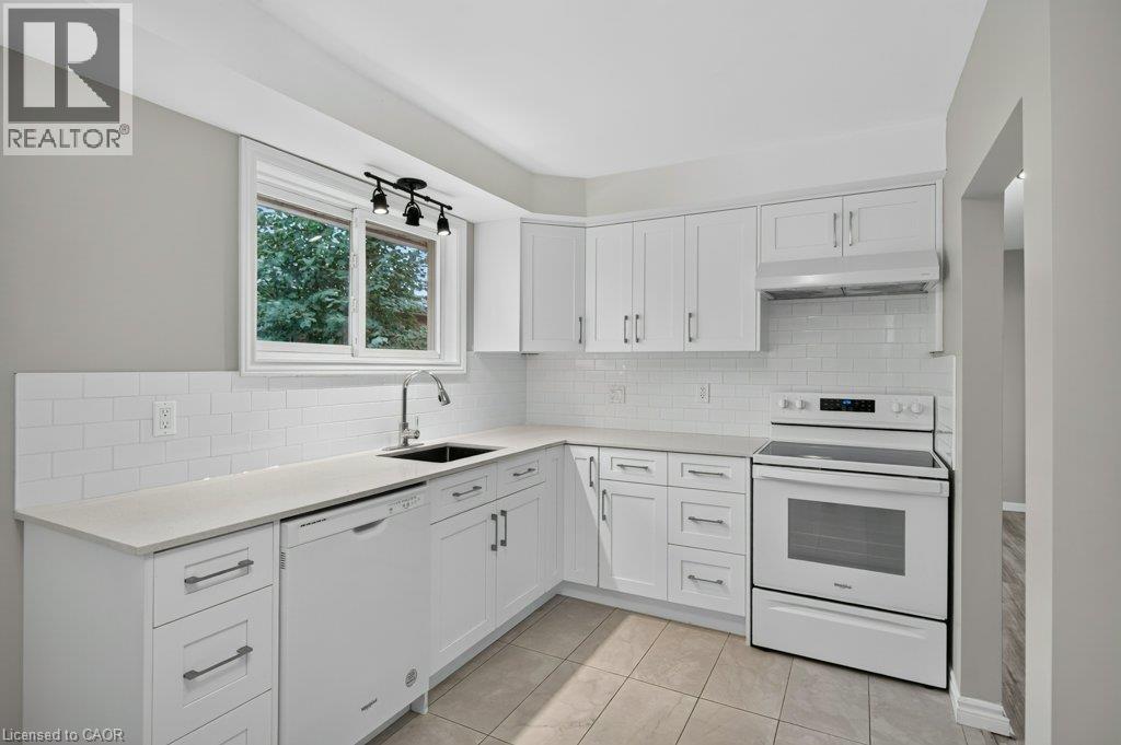 40 Clarendon Avenue Property Photo 15