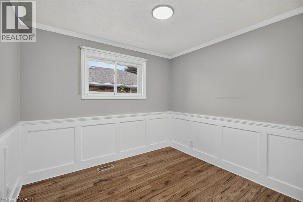 40 Clarendon Avenue Property Photo 18