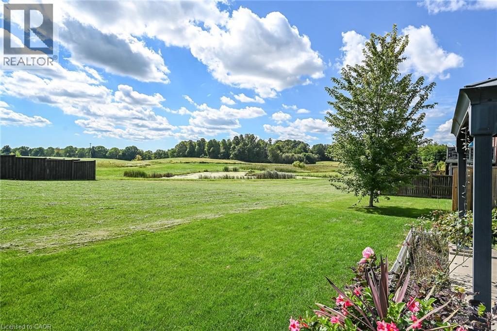 40 Trillium Way Property Photo 41