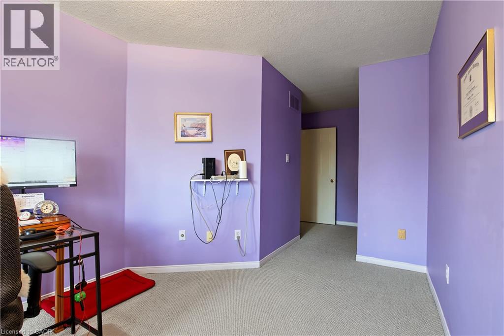 2940 Headon Forest Drive Unit# 7 Property Photo 26