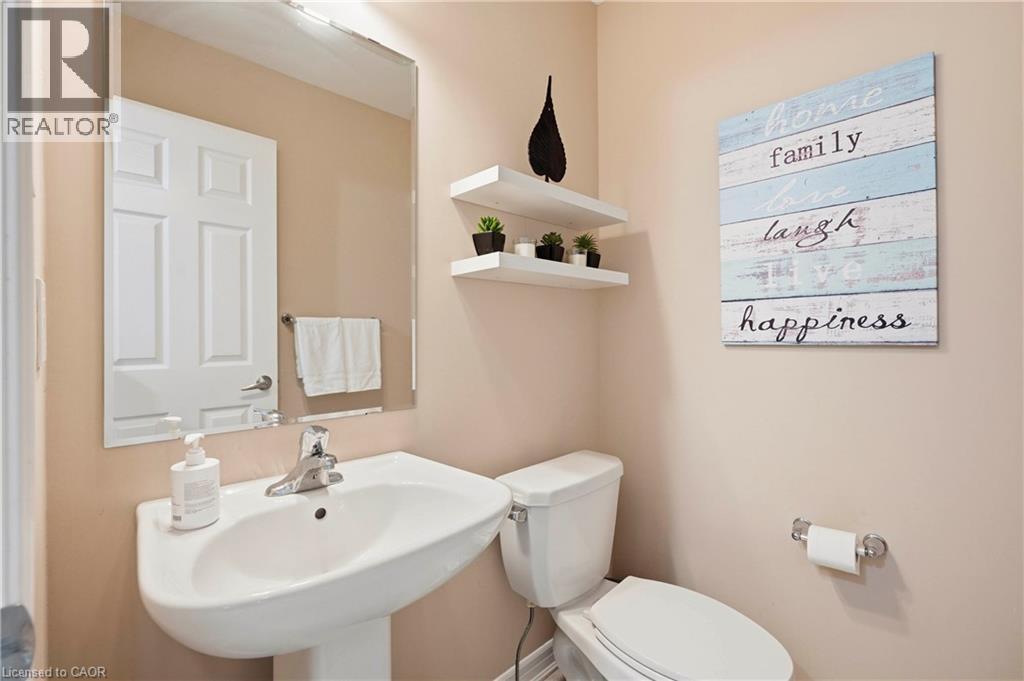 19 Glenvista Drive Property Photo 16