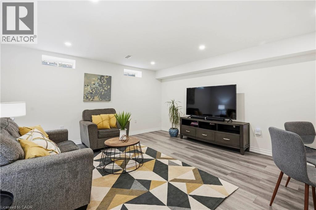 19 Glenvista Drive Property Photo 30