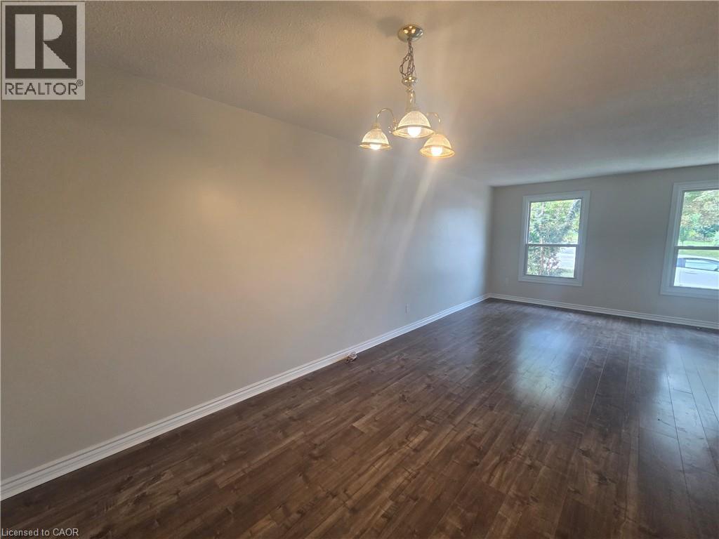 881 Lawrence Road Unit# Upper Level Property Photo 4