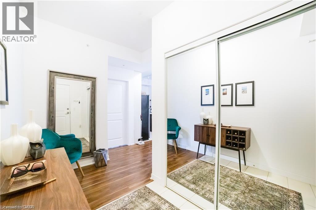 85 Robinson Street Unit# 909 Property Photo 4