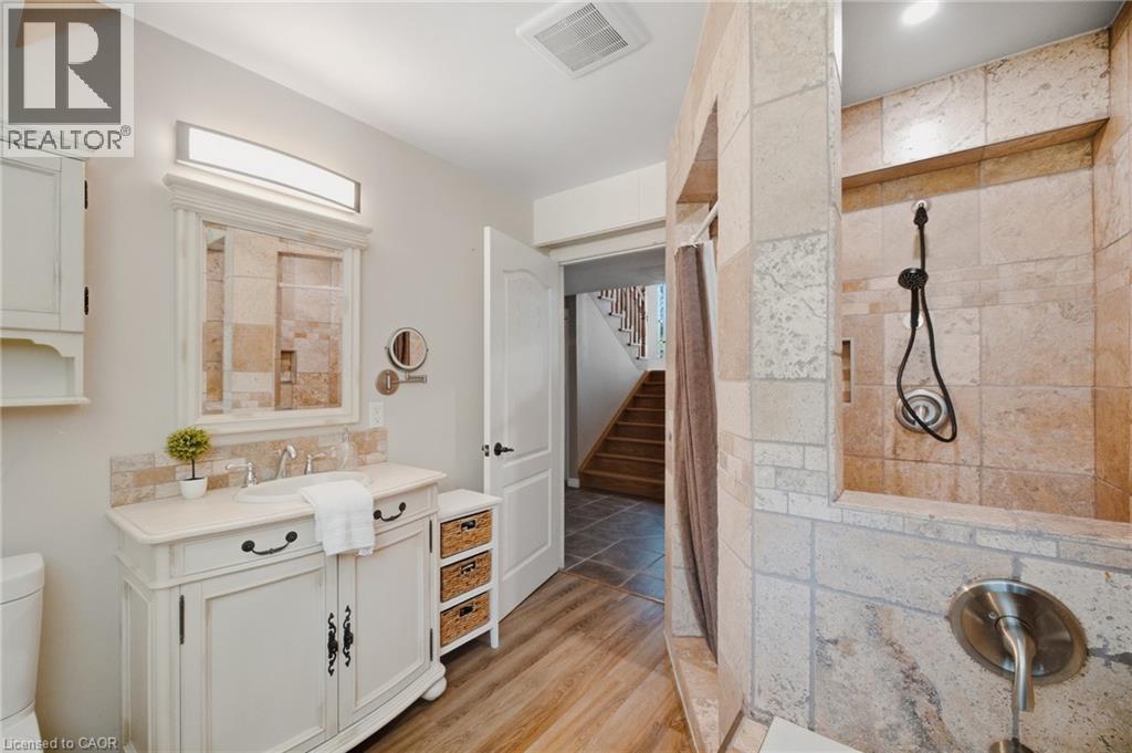 59 Regency Drive Property Photo 33