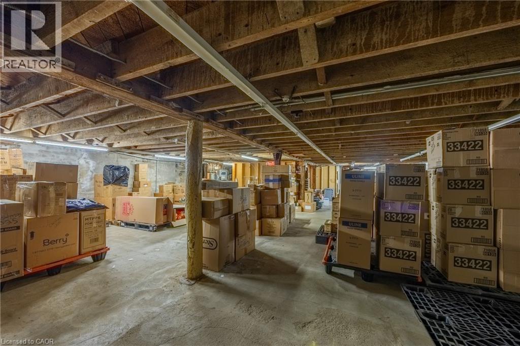 331 Main Street Property Photo 9