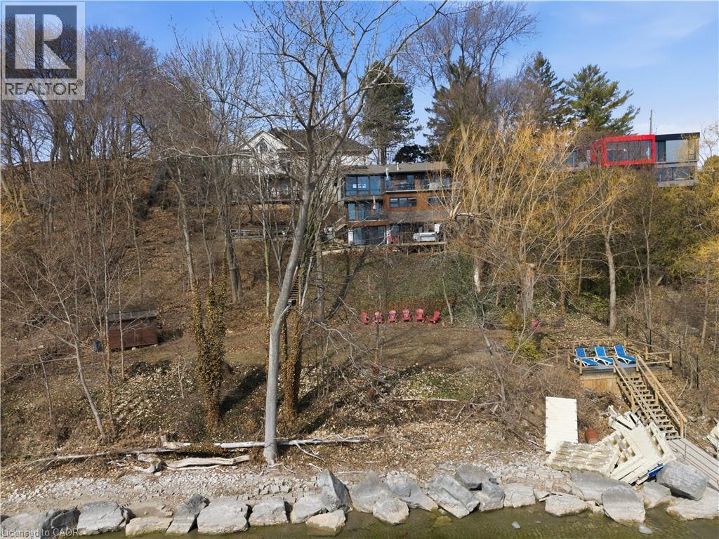 868 Danforth Place Property Photo 48