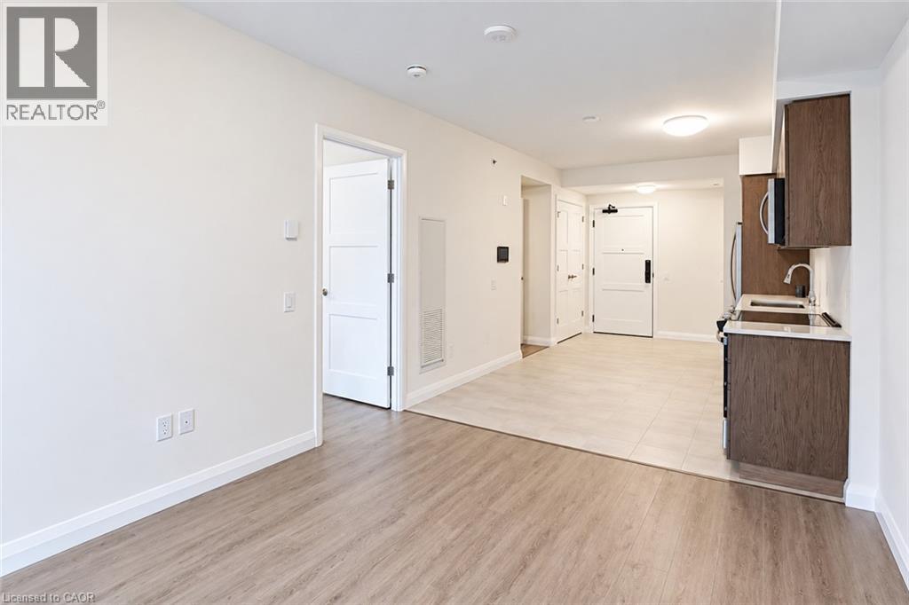 93 Arthur Street S Unit# 910 Property Photo 11