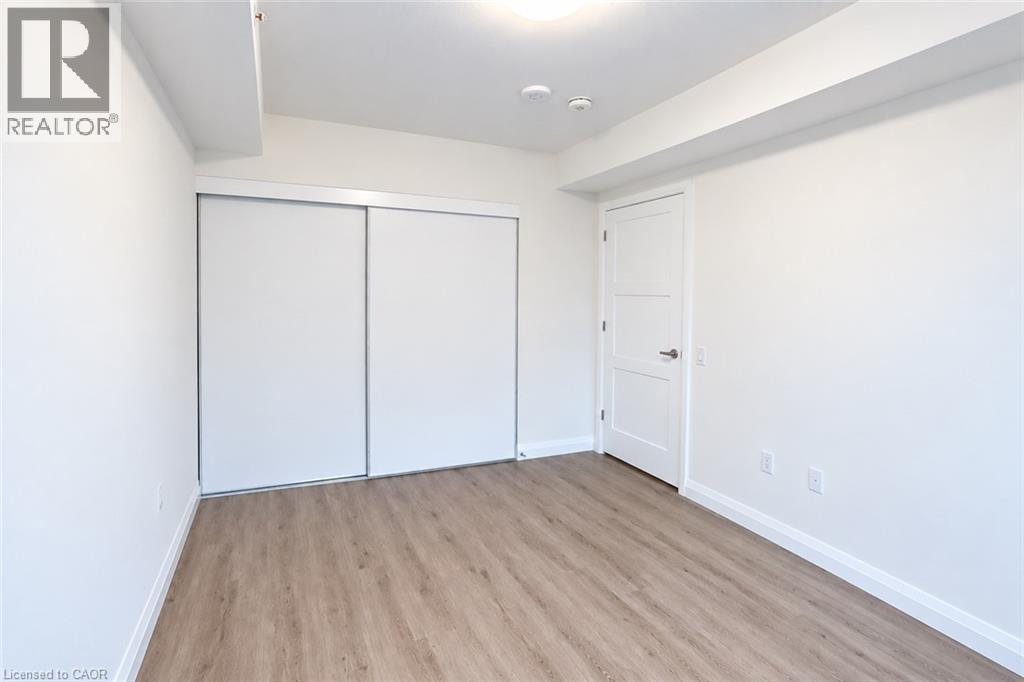 93 Arthur Street S Unit# 910 Property Photo 17