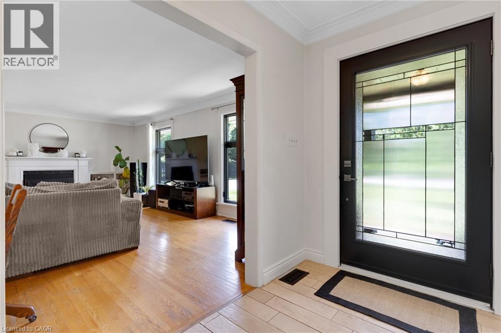 7 Shadywood Lane Property Photo 4