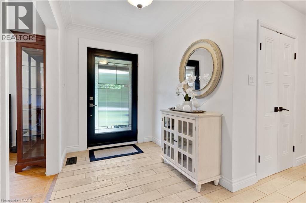 7 Shadywood Lane Property Photo 5