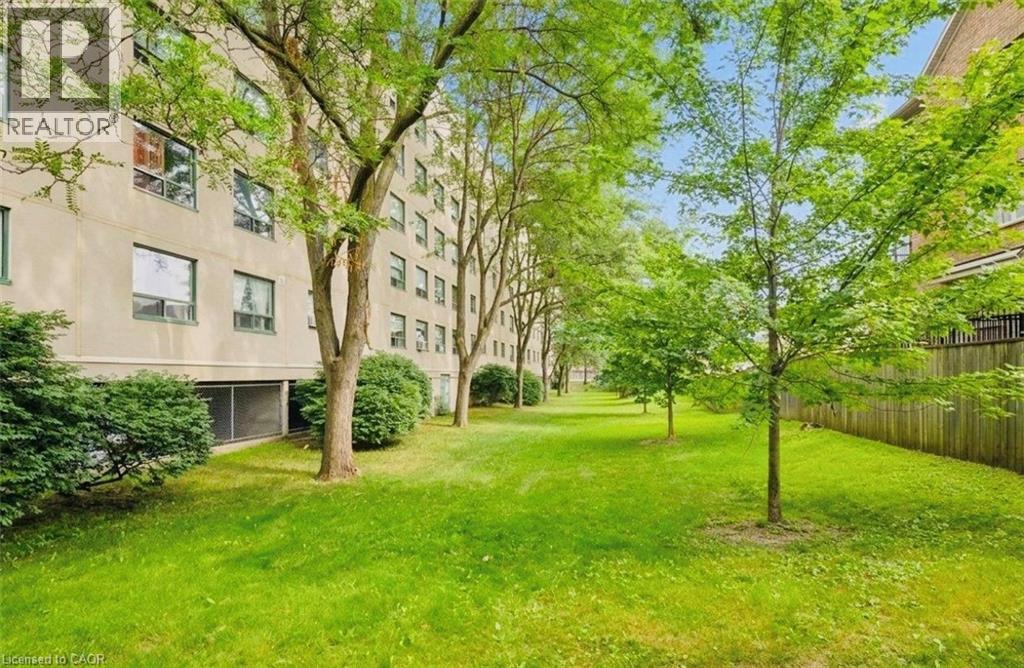 18 Holborn Court Unit# 105 Property Photo 21