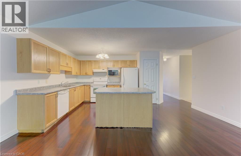 25 Bankside Drive Unit# 2 Property Photo 10