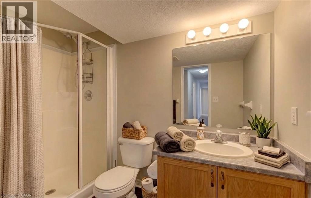 25 Bankside Drive Unit# 2 Property Photo 19