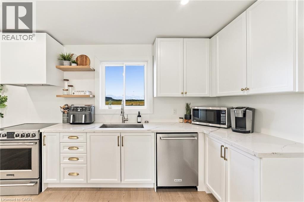 5367 2 Side Road Property Photo 10