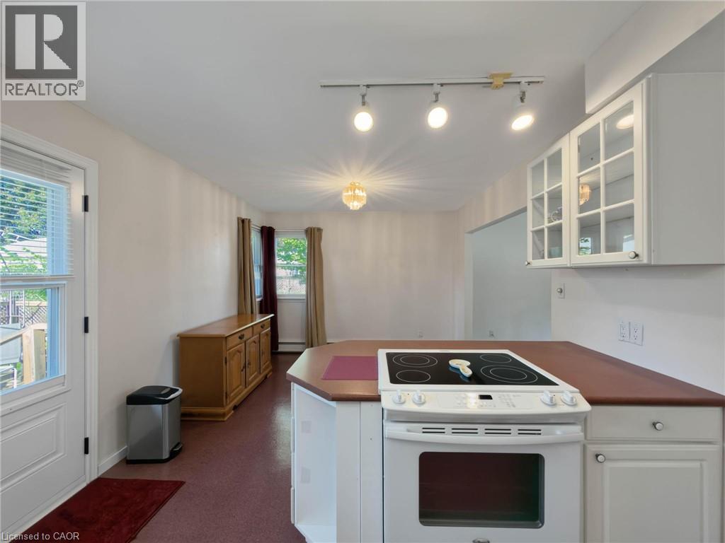 216 Fairview Avenue Property Photo 27