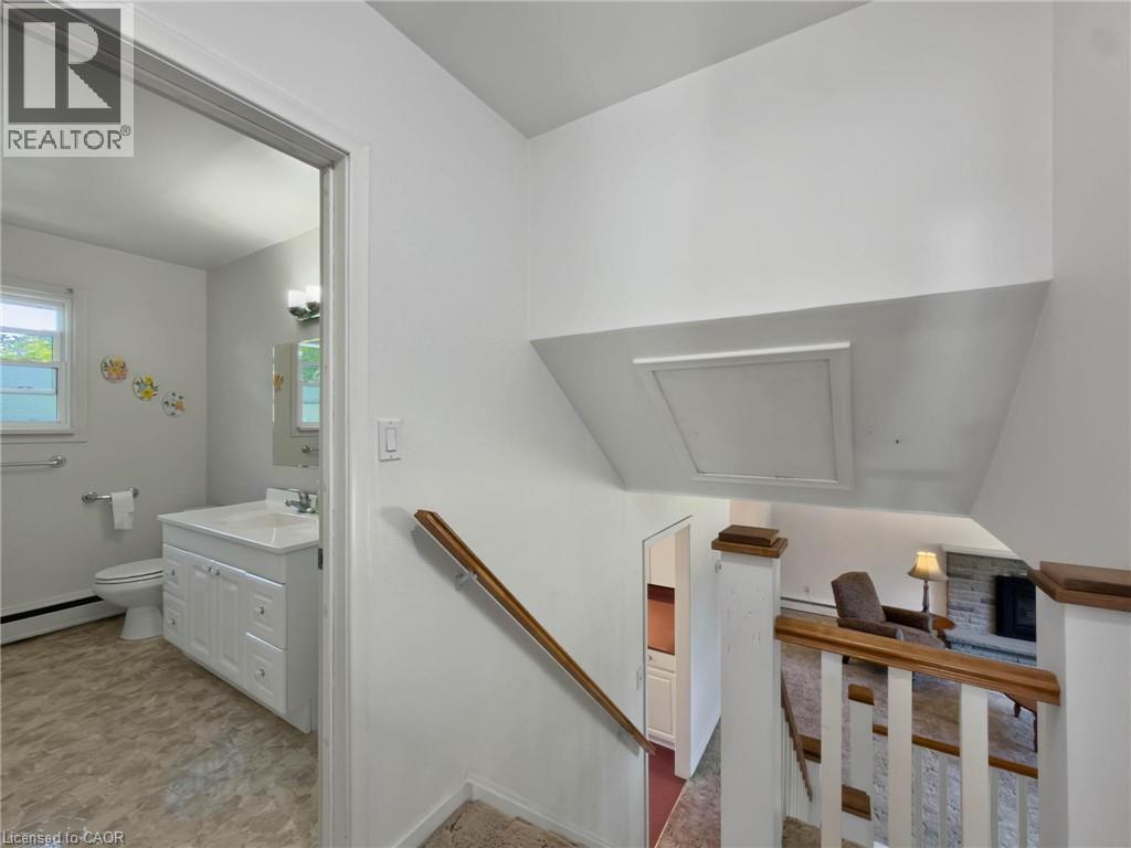 216 Fairview Avenue Property Photo 31