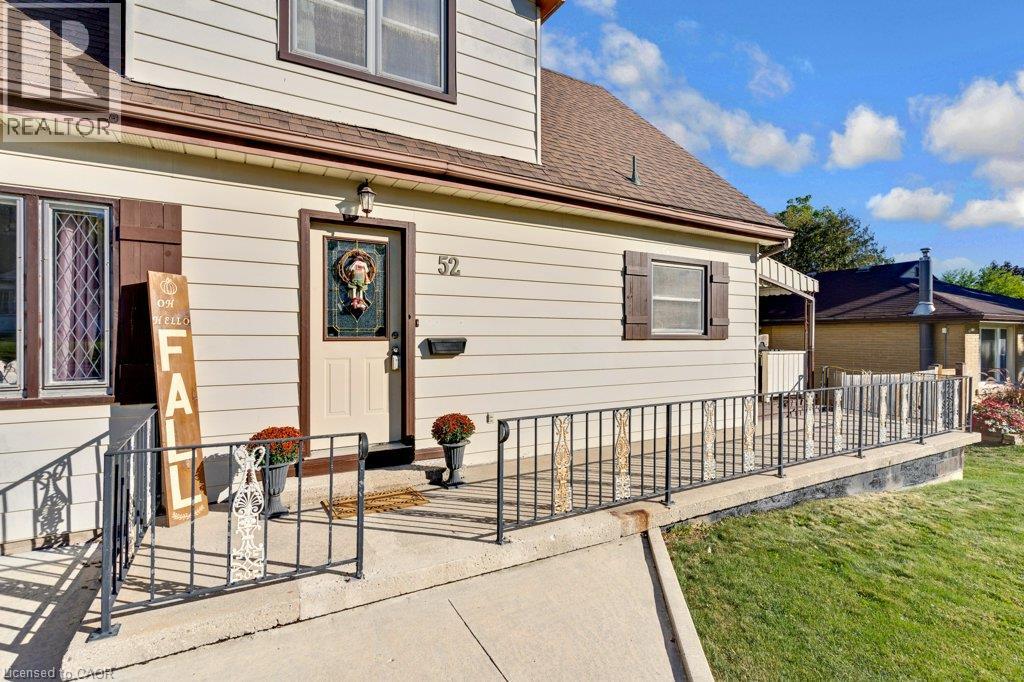 52 Third Avenue Property Photo 3