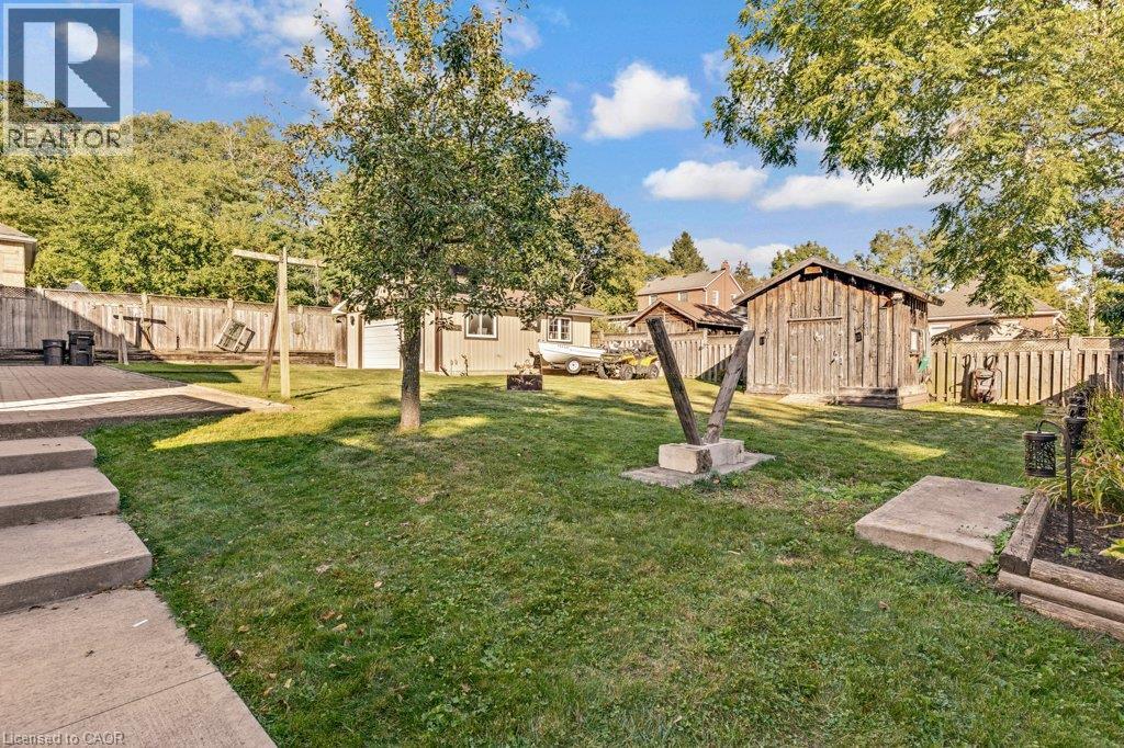 52 Third Avenue Property Photo 6