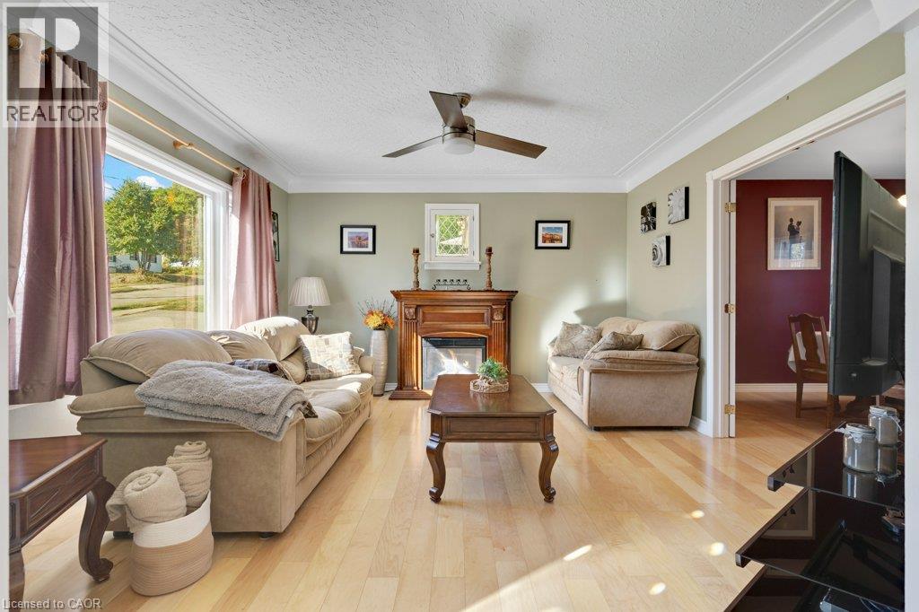 52 Third Avenue Property Photo 13