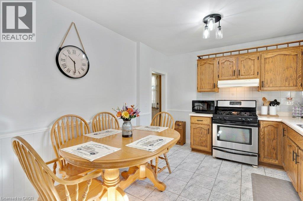 52 Third Avenue Property Photo 18