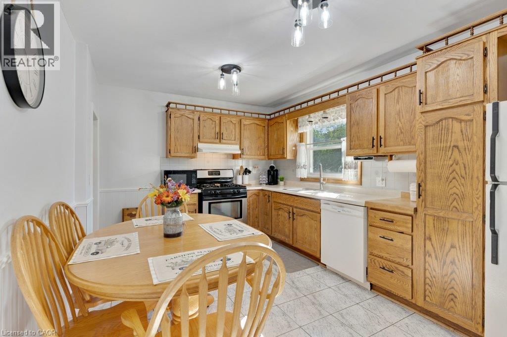 52 Third Avenue Property Photo 19