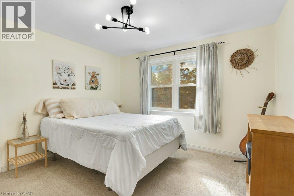52 Third Avenue Property Photo 30