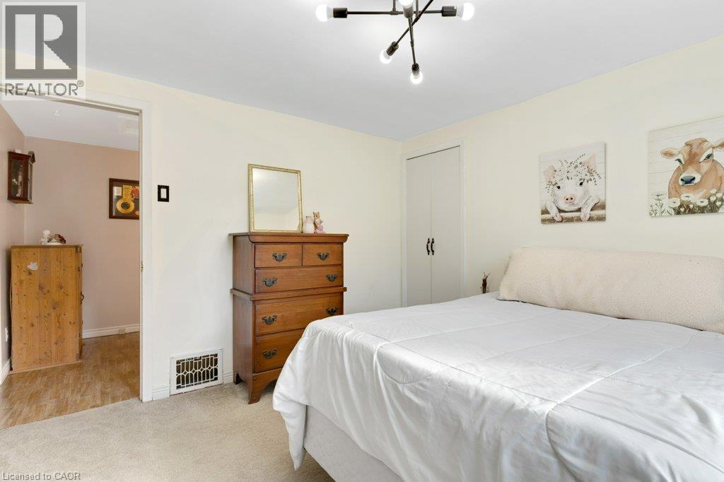 52 Third Avenue Property Photo 31
