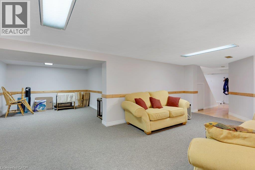 52 Third Avenue Property Photo 39