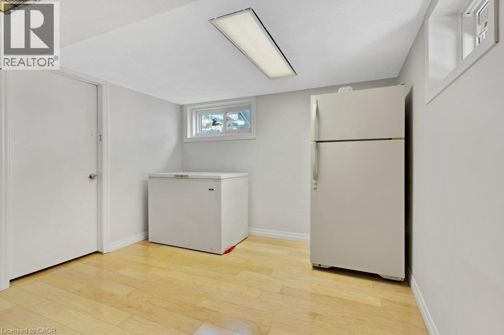 52 Third Avenue Property Photo 41